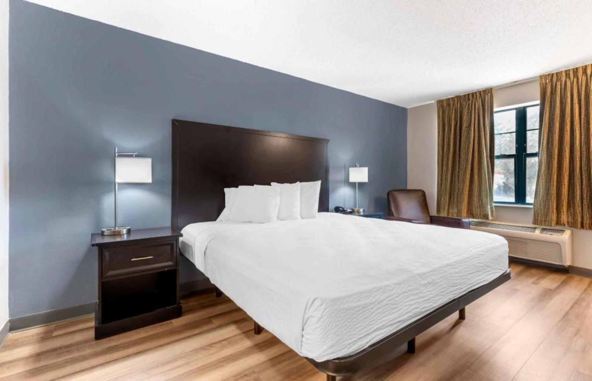 Extended Stay America Suites - Fort Worth - City View Exterior photo