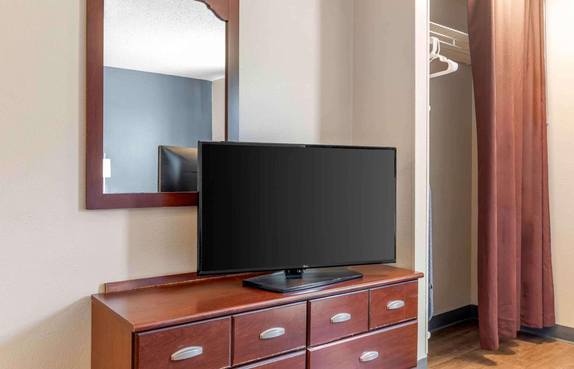 Extended Stay America Suites - Fort Worth - City View Exterior photo