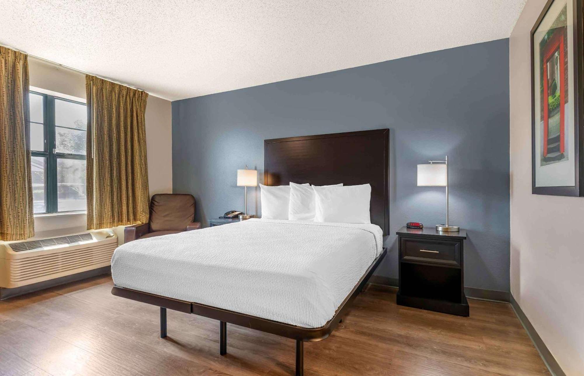 Extended Stay America Suites - Fort Worth - City View Exterior photo
